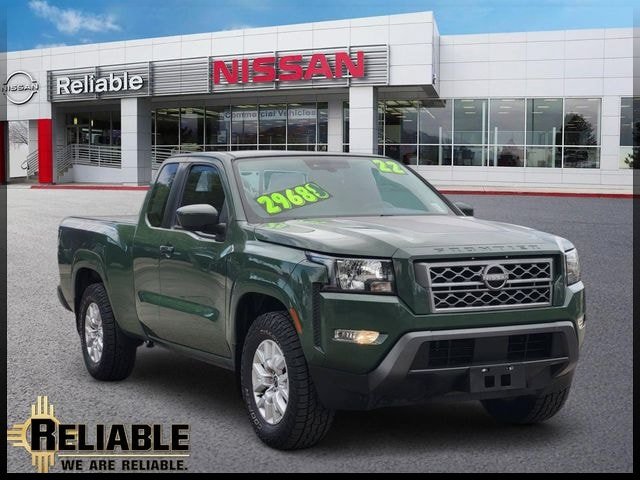 Used 2022 Nissan Frontier SV RWD image 1