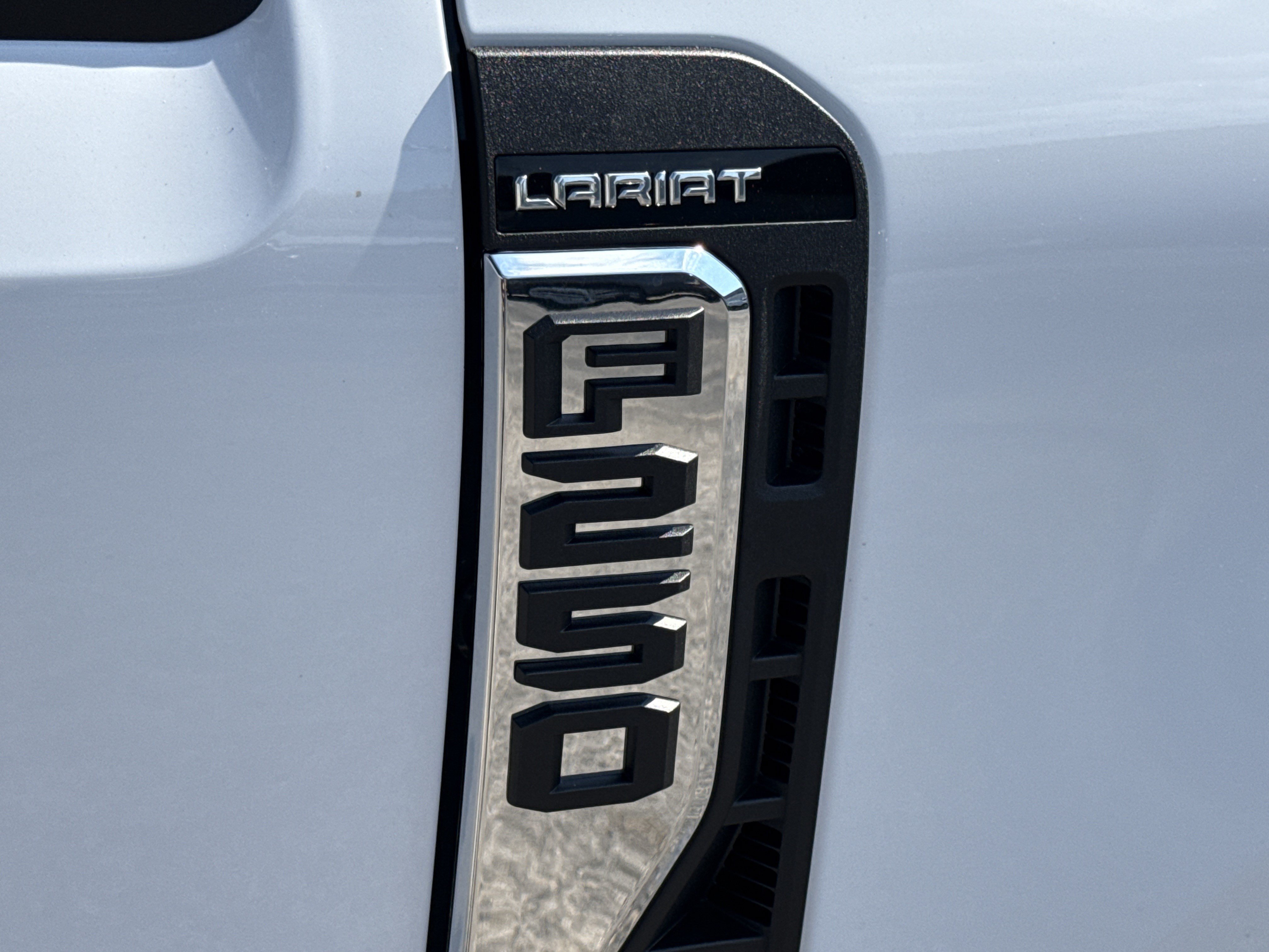 New 2027 Ford F250 Lariat w/ FX4 Off-Road Package AWD/4WD image 5