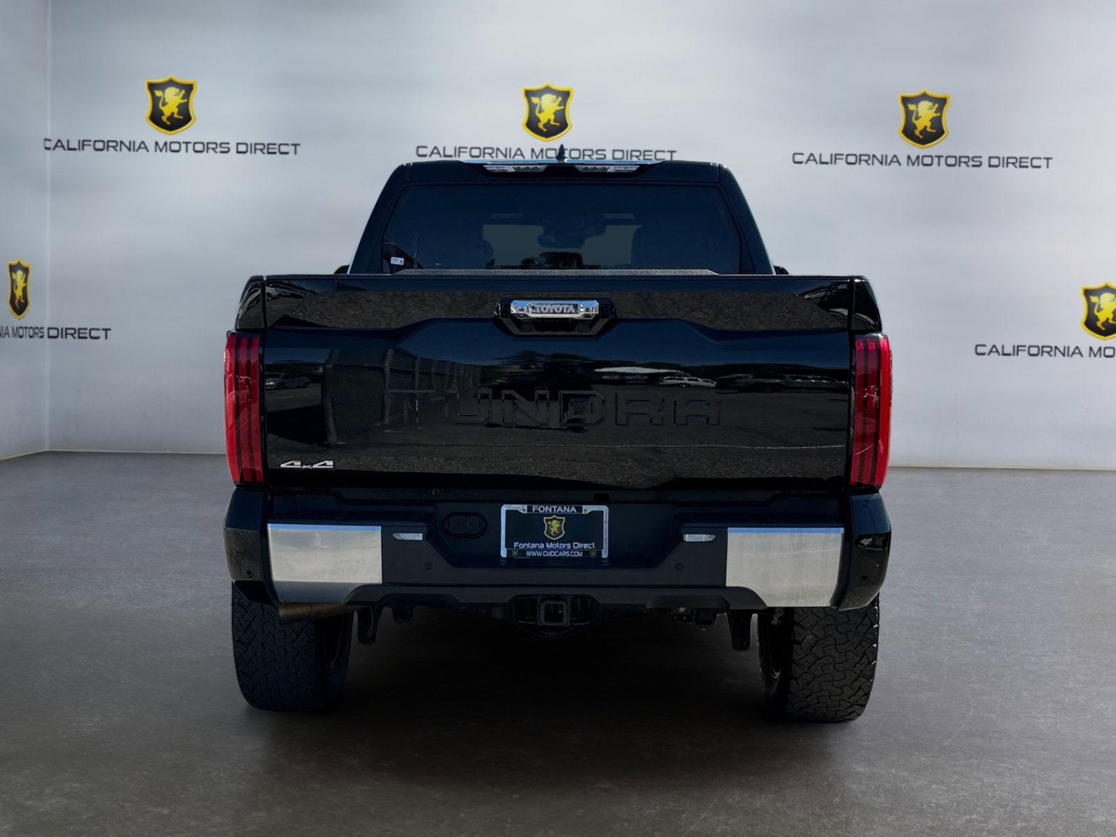 Used 2025 Toyota Tundra Limited AWD/4WD image 4