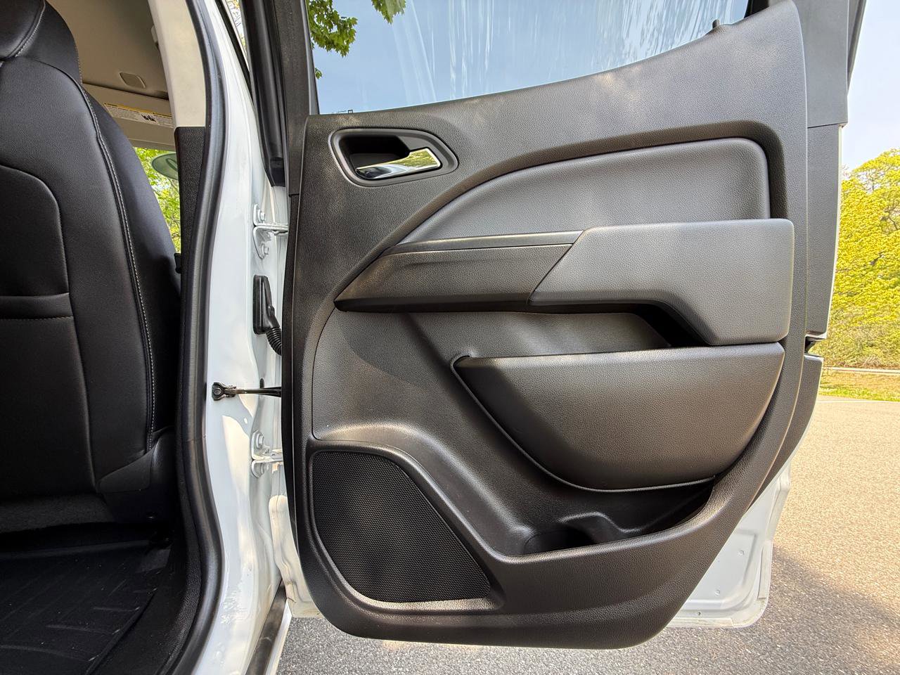Used 2019 Chevrolet Colorado Z71 AWD/4WD image 35