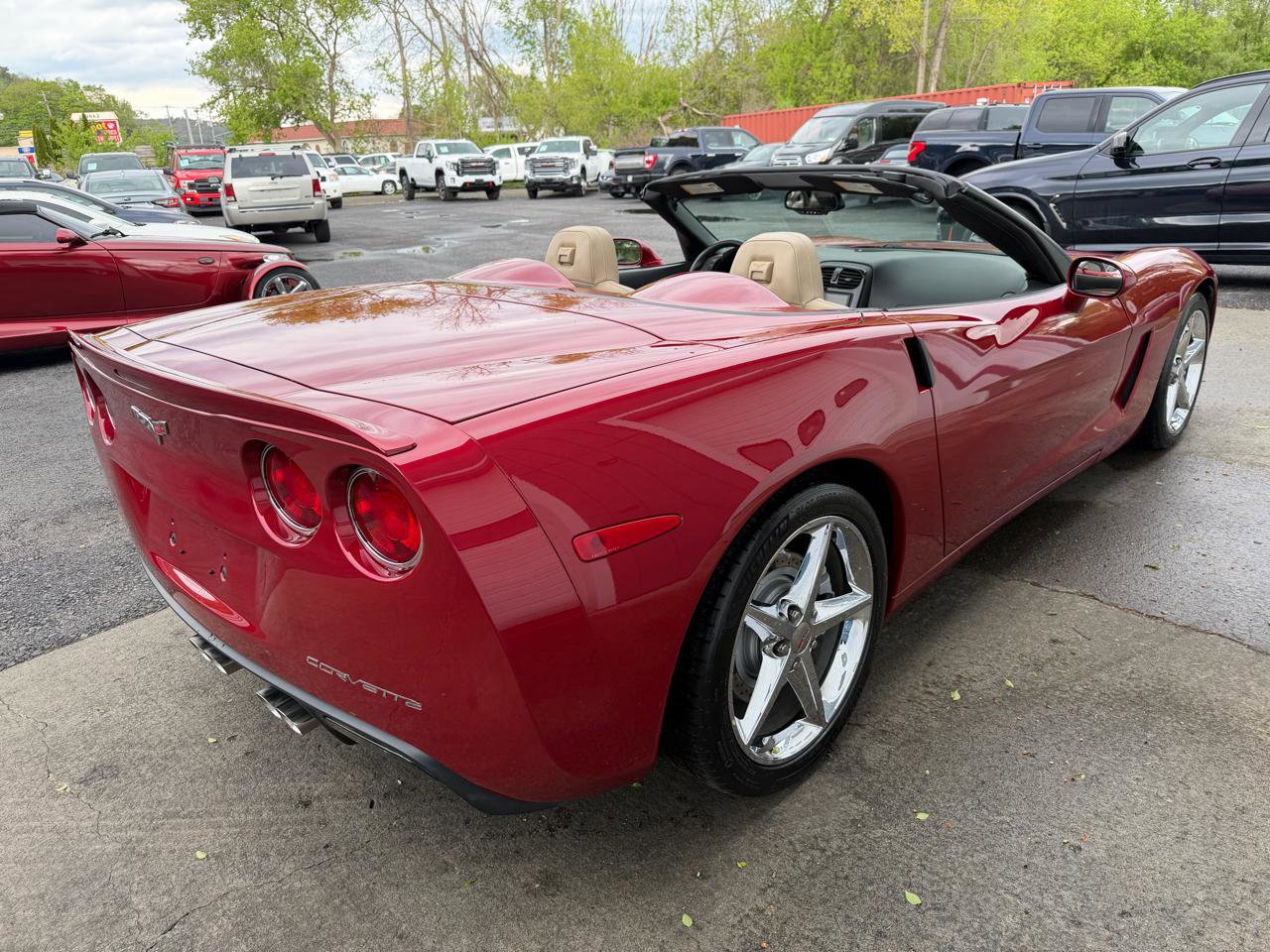 Used 2013 Chevrolet Corvette Convertible w/ 2LT Preferred Equipment Group RWD image 2