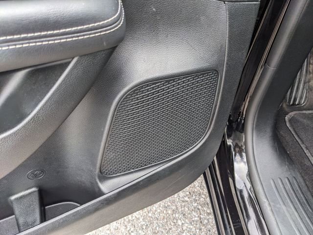 Used 2025 Chrysler Pacifica Limited image 24