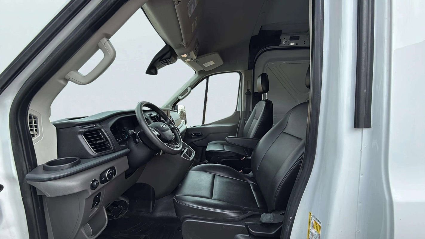 Used 2023 Ford Transit 150 Medium Roof AWD image 20