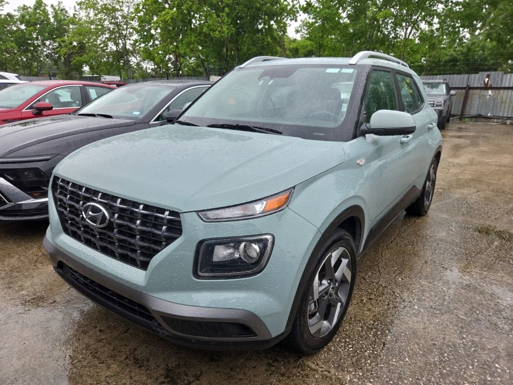 Used 2025 Hyundai Venue SEL