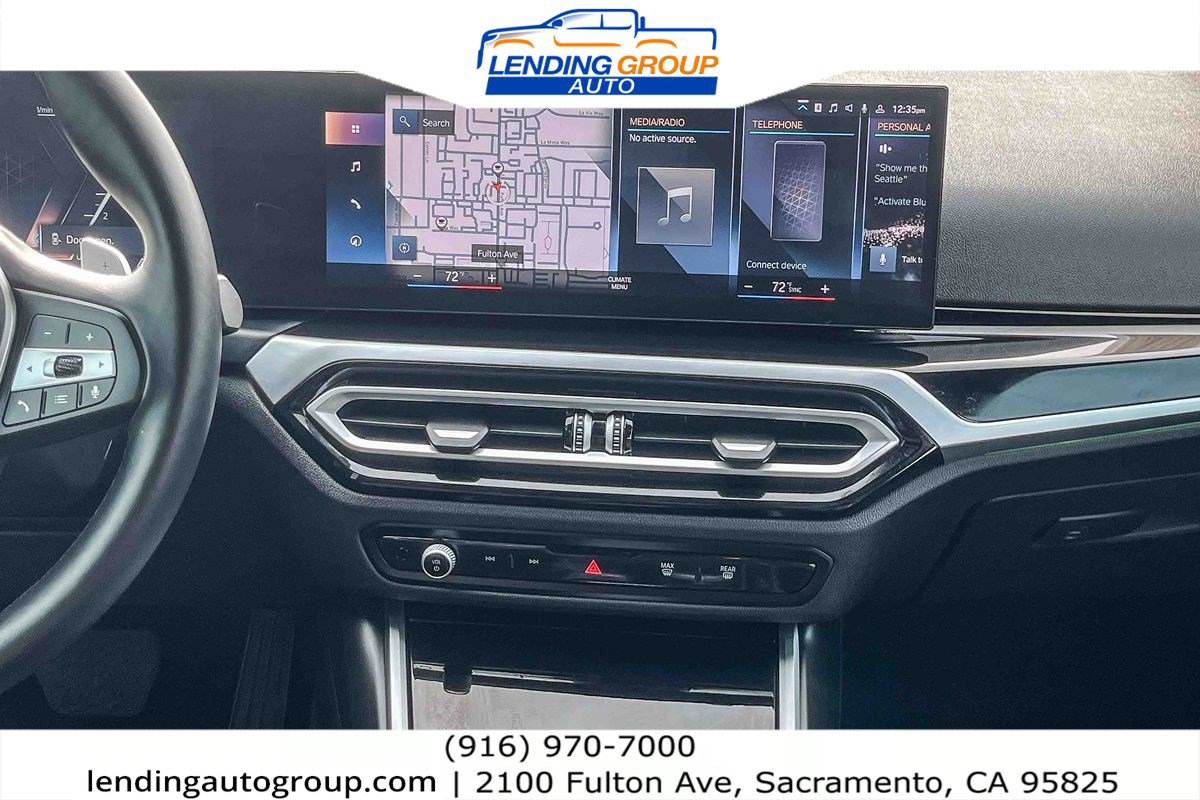 Used 2024 BMW 330i Sedan w/ Premium Package image 12
