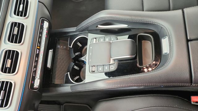 Used 2025 Mercedes-Benz GLE 350 4MATIC image 21