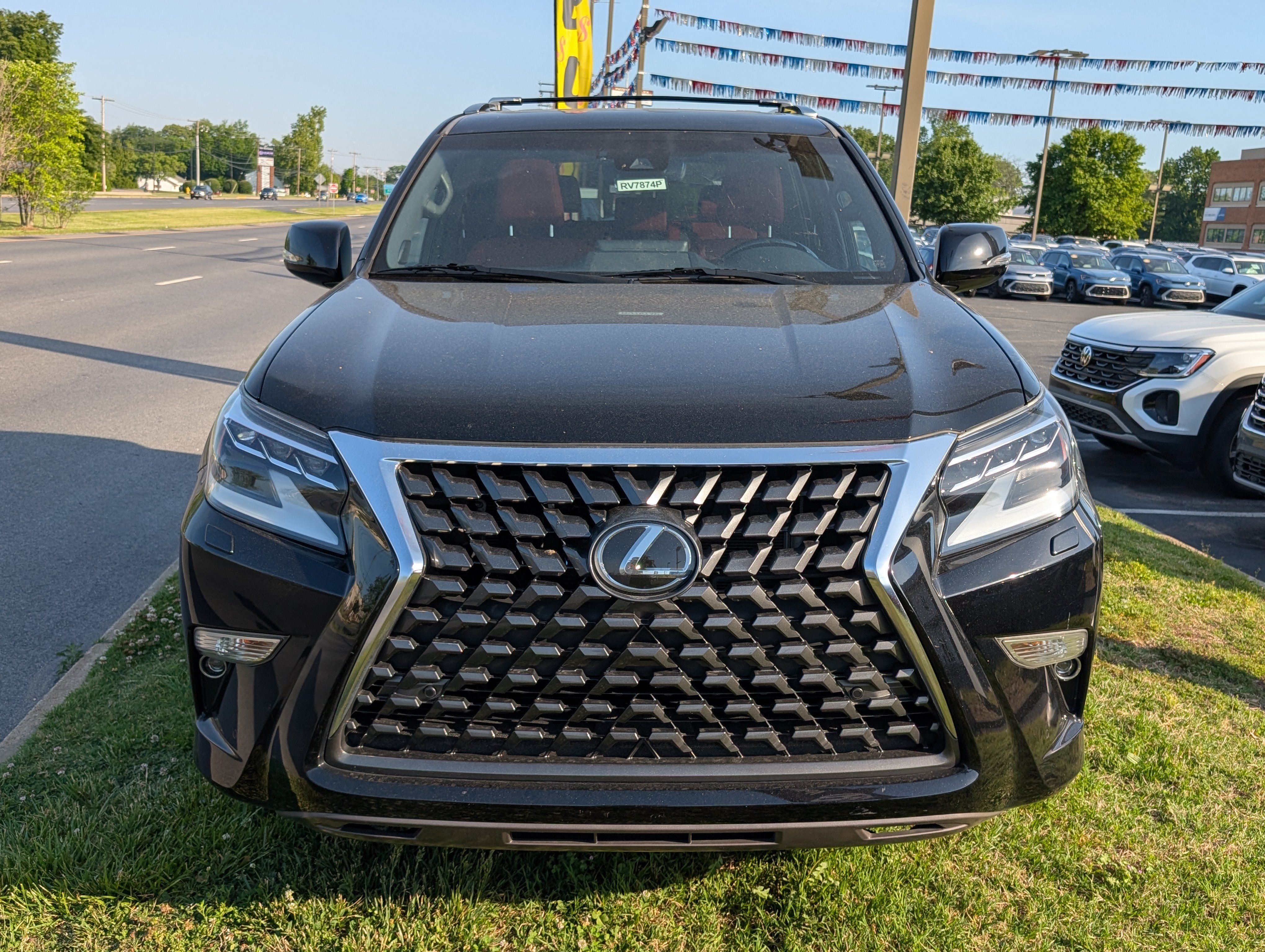 Used 2023 Lexus GX 460 Premium w/ Premium Package AWD/4WD image 8