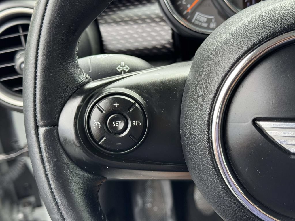 Used 2015 MINI Cooper S FWD image 10