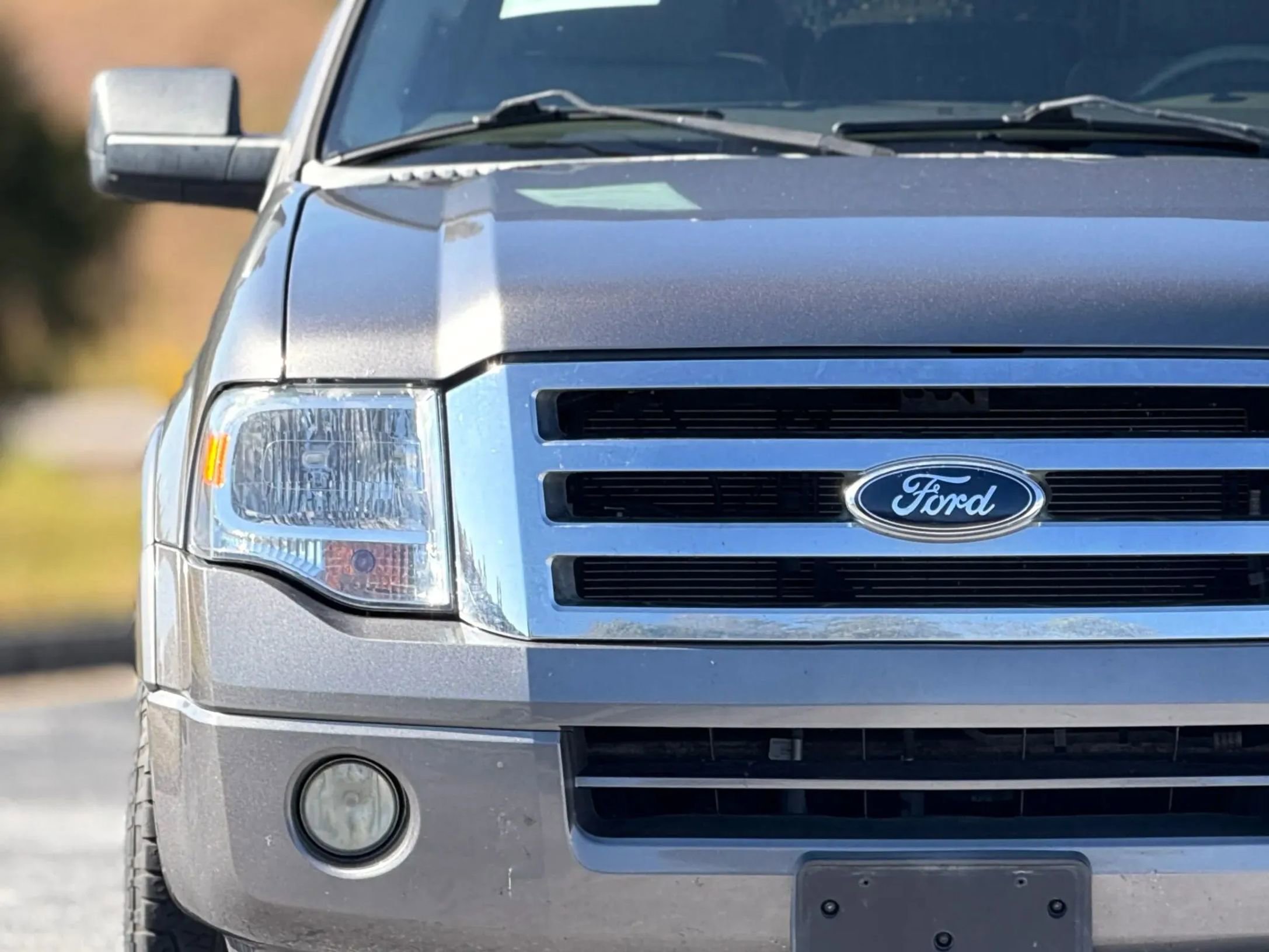 Used 2013 Ford Expedition XLT image 11