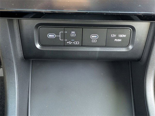 New 2025 Hyundai Tucson Limited image 27