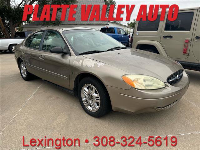 Used 2002 Ford Taurus SES image 1