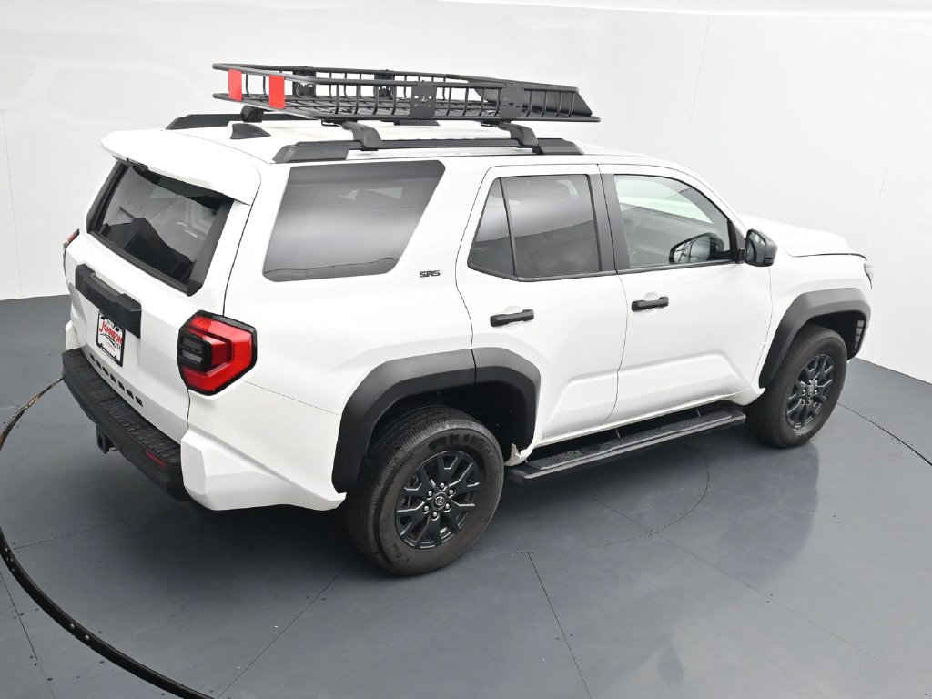 Used 2025 Toyota 4Runner SR5 AWD/4WD image 31