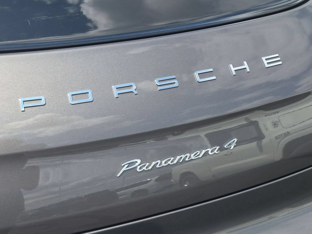 Used 2015 Porsche Panamera 4 AWD/4WD image 10