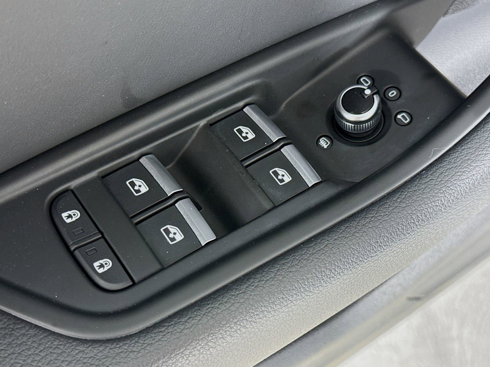 Certified 2023 Audi A4 2.0T Premium w/ Convenience Package image 17