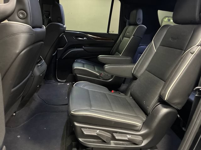Certified 2024 Cadillac Escalade ESV Premium Luxury w/ Performance Package AWD/4WD image 26