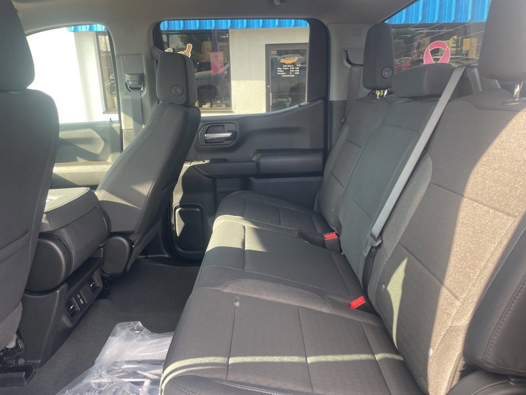 New 2026 Chevrolet Silverado 1500 Custom w/ Turbomax Blackout Package image 24