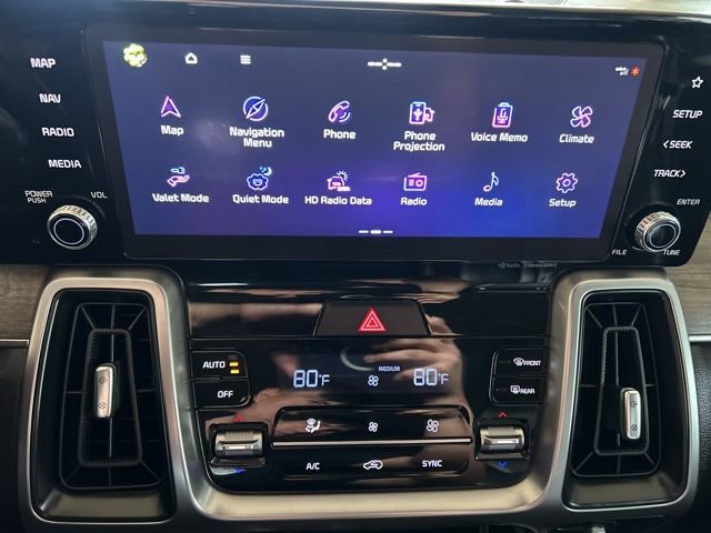 Used 2023 Kia Sorento EX w/ Panoramic Sunroof Package image 10