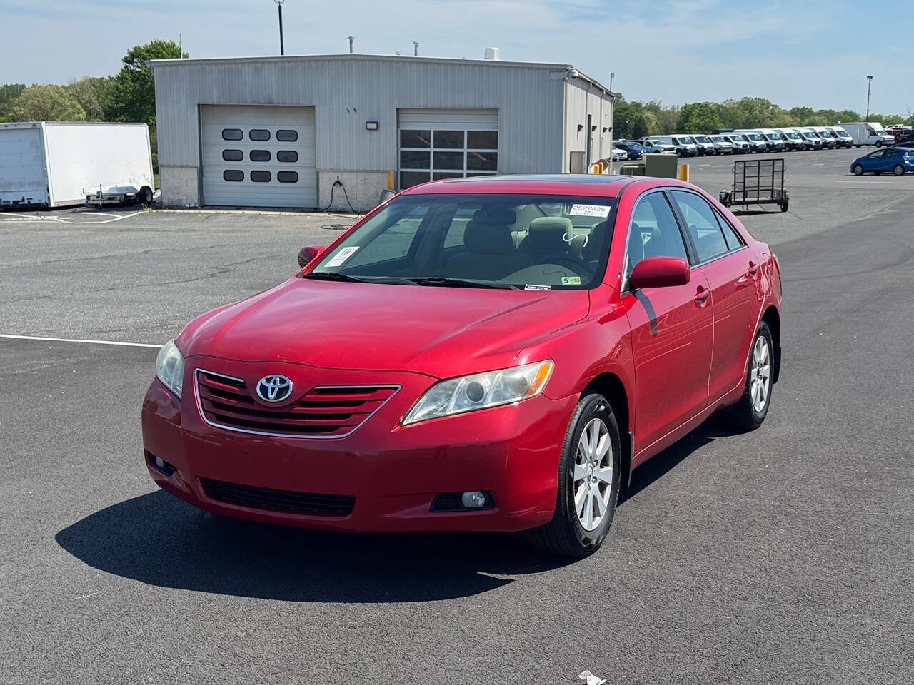 Used 2007 Toyota Camry XLE FWD image 1