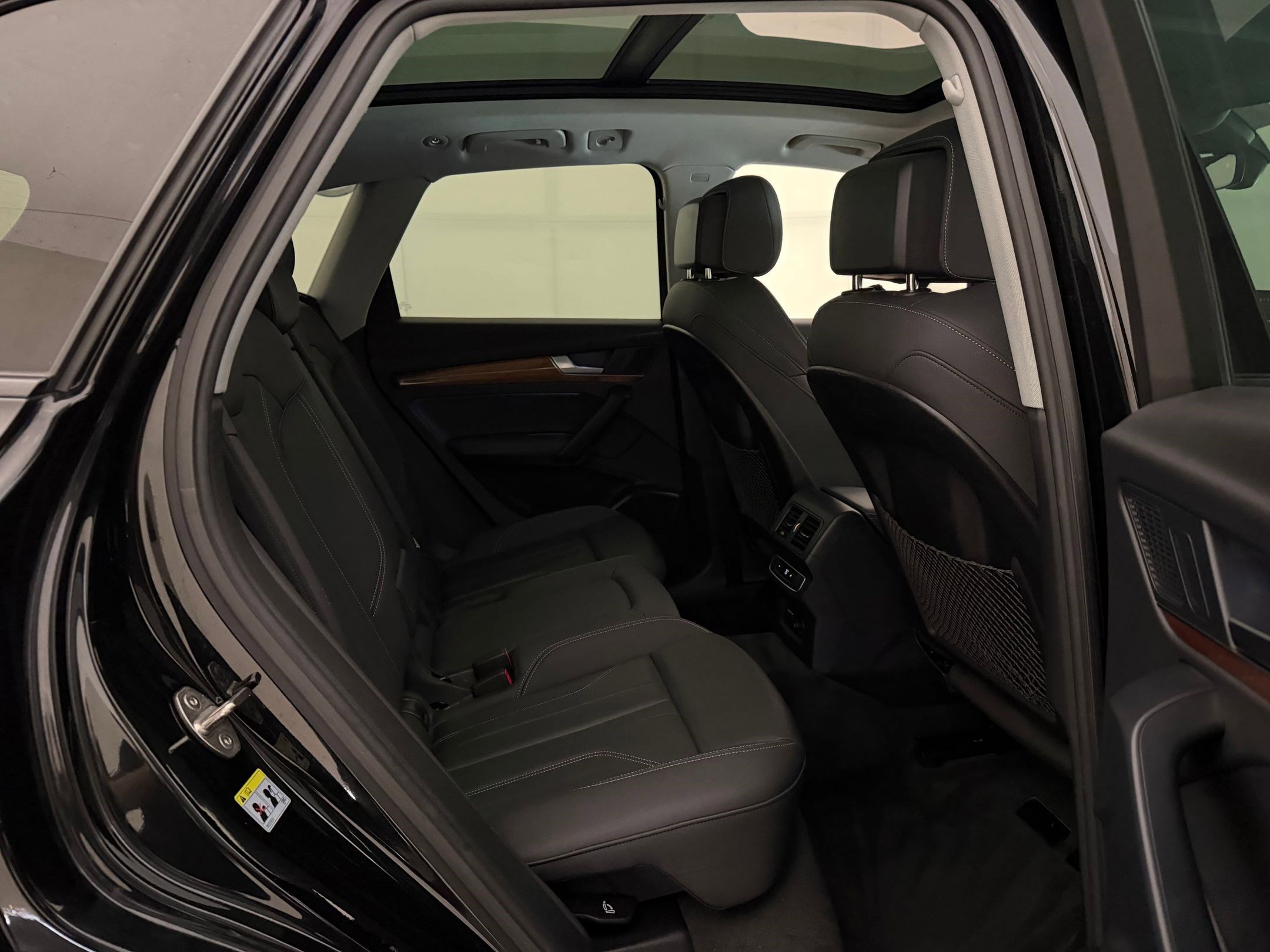 Certified 2022 Audi Q5 e Premium Plus w/ Premium Plus Package AWD/4WD image 32