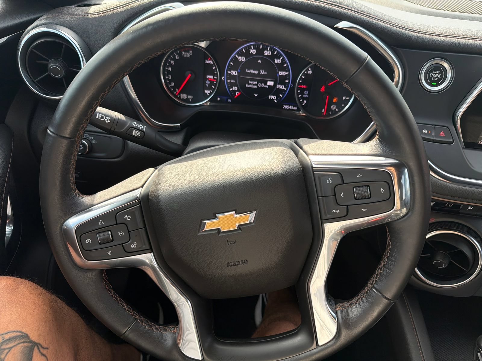 Used 2022 Chevrolet Blazer Premier w/ Enhanced Convenience Package AWD/4WD image 17