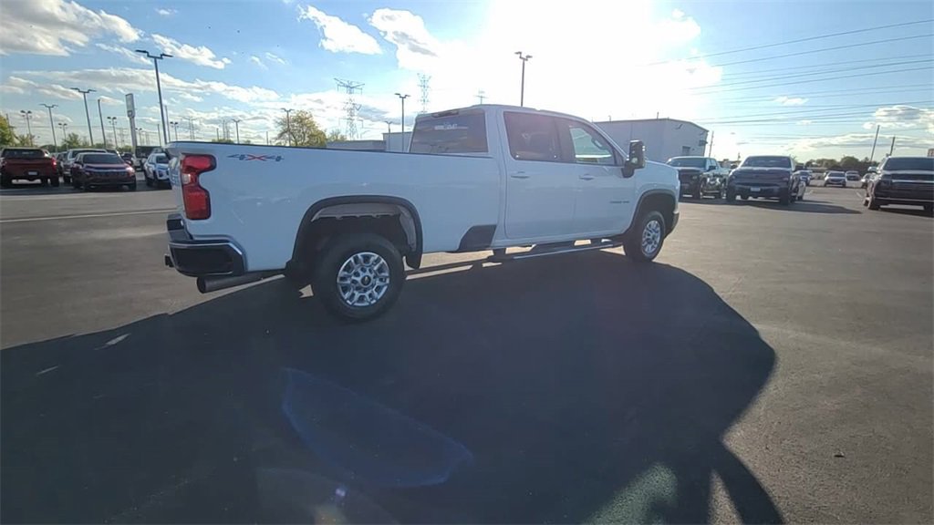 Used 2024 Chevrolet Silverado 2500 LT image 6