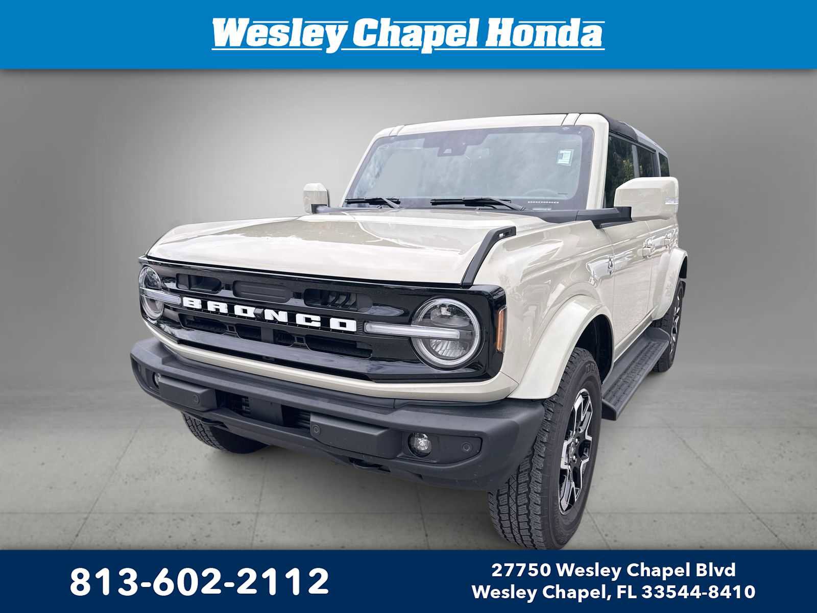 Used 2025 Ford Bronco Outer Banks AWD/4WD image 1
