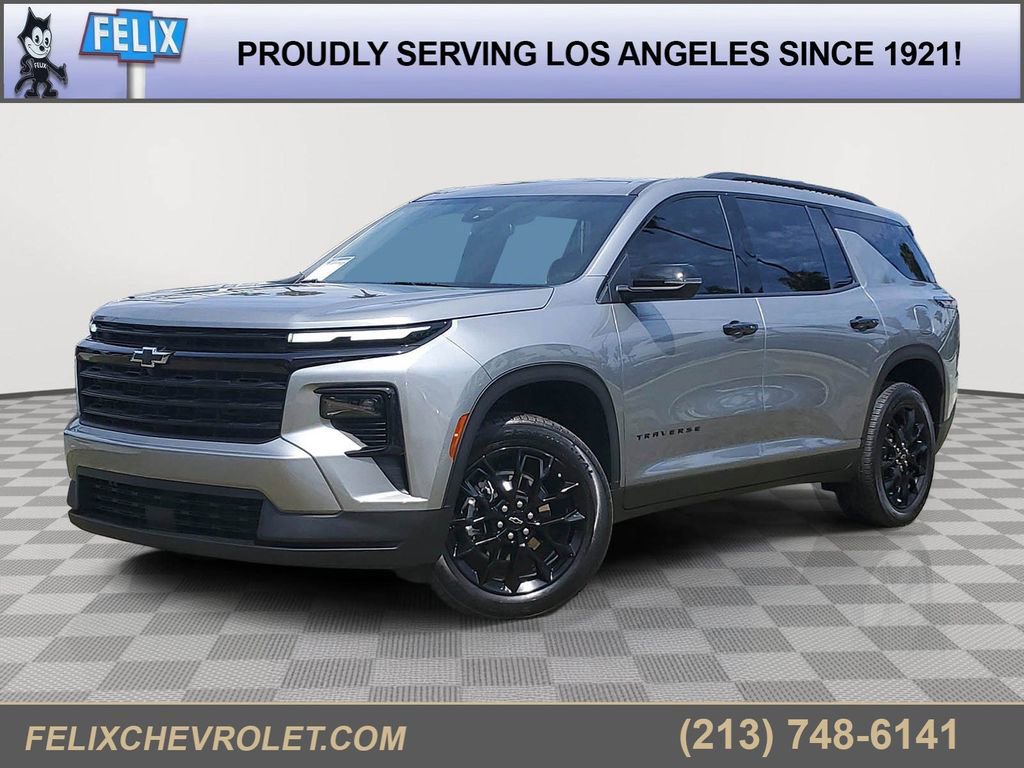 Used 2025 Chevrolet Traverse LT w/ Midnight/Sport Edition image 1