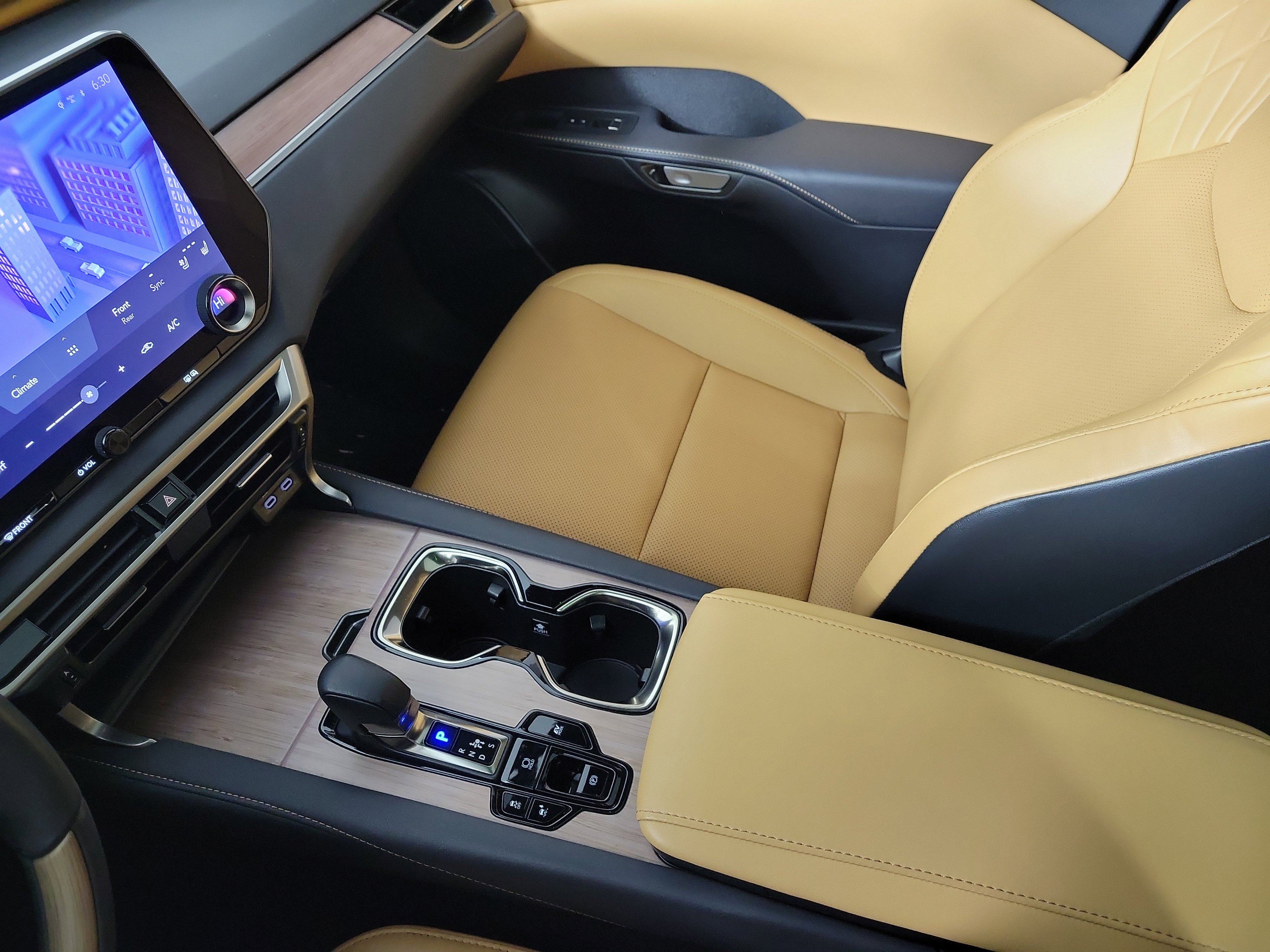 Used 2023 Lexus RX 350h image 23