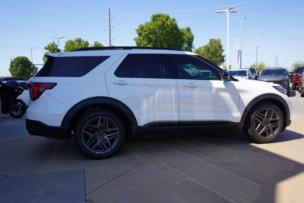 New 2026 Ford Explorer ST w/ Sun And Sound Package AWD/4WD image 8
