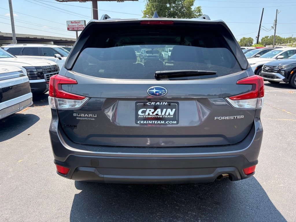 Used 2023 Subaru Forester Premium AWD/4WD image 6