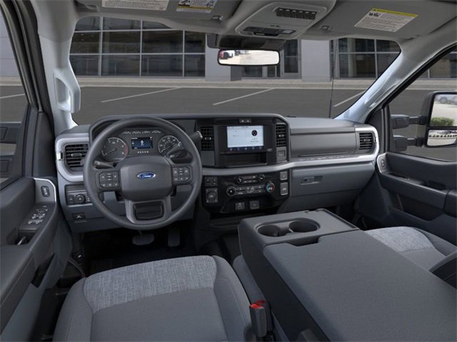 New 2025 Ford F250 XLT w/ FX4 Off-Road Package image 9