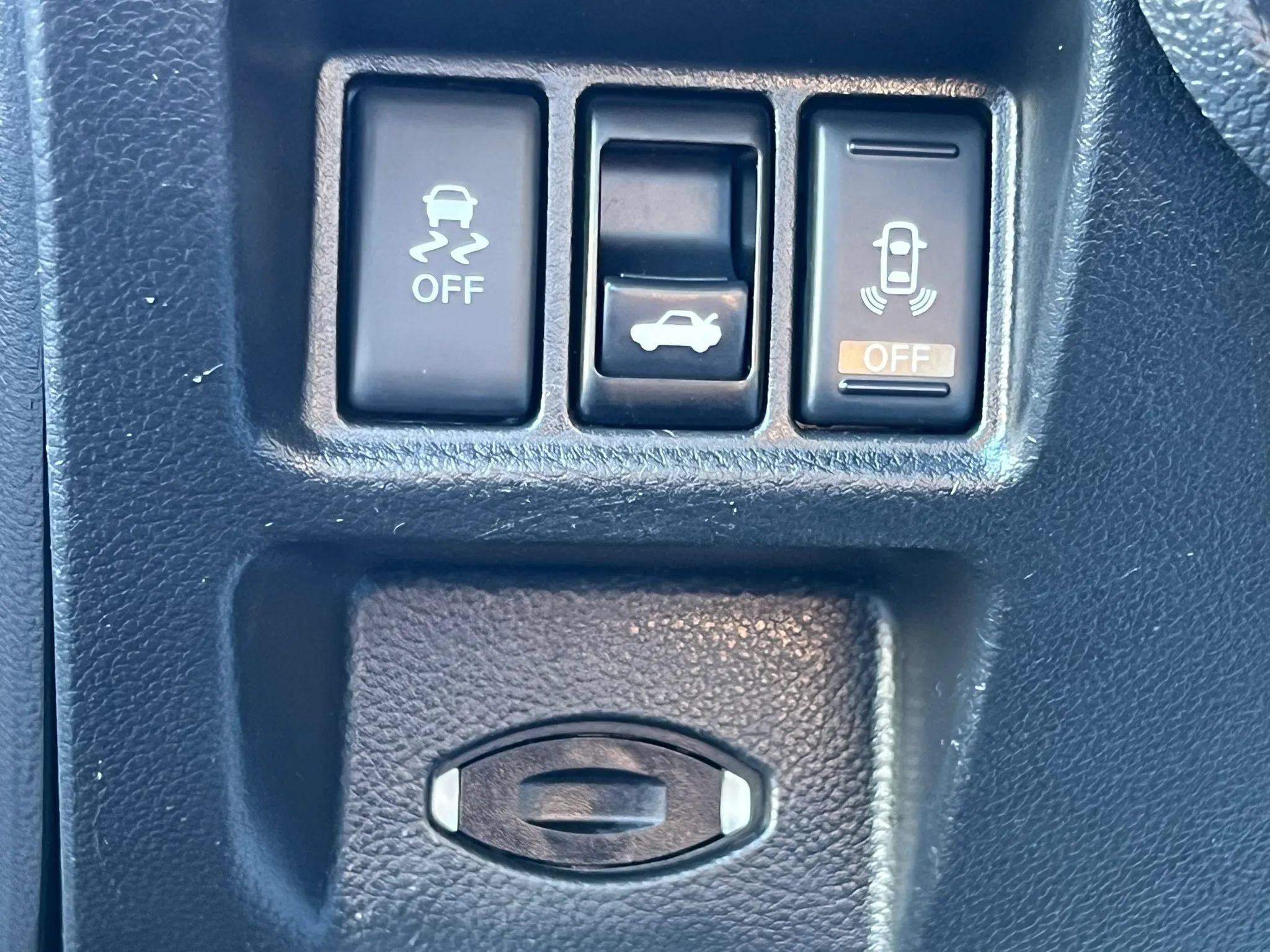 Used 2014 INFINITI Q60 AWD Coupe w/ Premium Package image 33