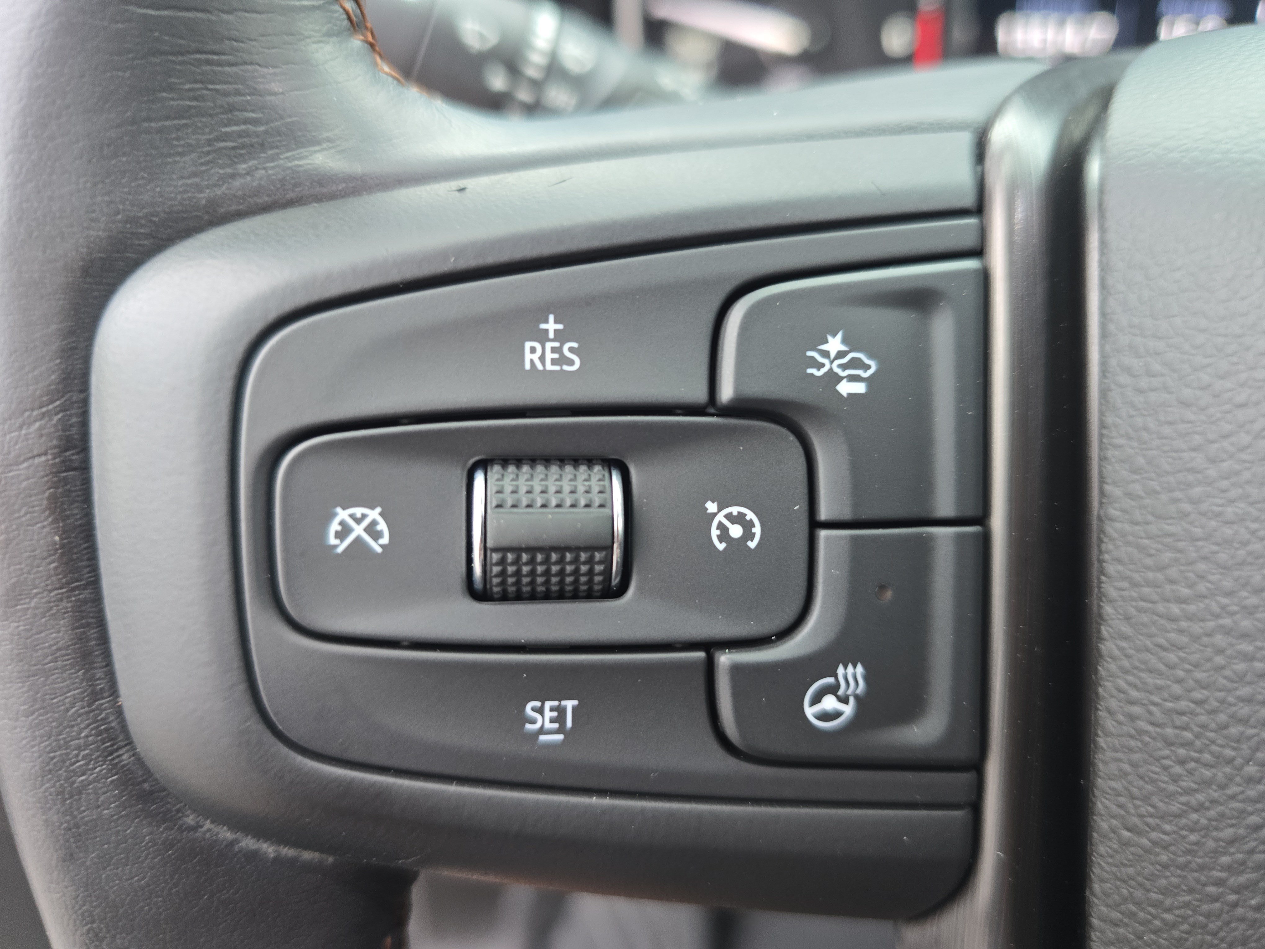 Used 2021 GMC Sierra 1500 AT4 w/ AT4 Value Package AWD/4WD image 18