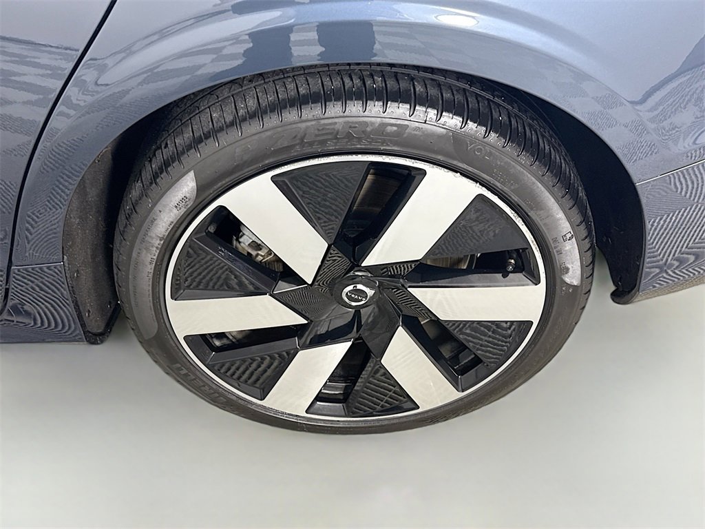 Used 2024 Volvo S60 T8 Ultimate w/ Climate Package image 26