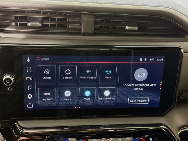 Used 2025 GMC Sierra 2500 AT4X AWD/4WD image 18