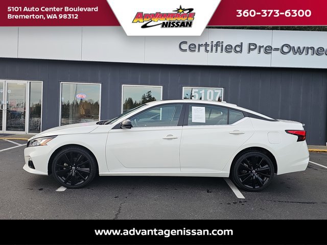Used 2022 Nissan Altima 2.5 SR w/ Midnight Edition Package image 2