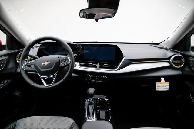 New 2026 Chevrolet Trax LT w/ Driver Confidence Package image 27