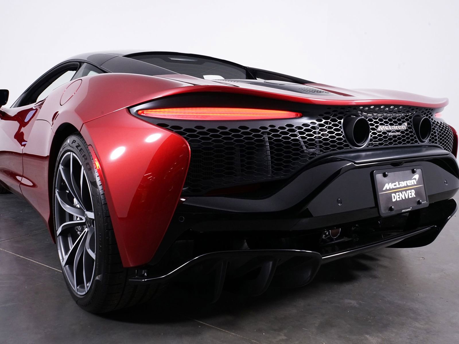 New 2026 McLaren Artura image 19