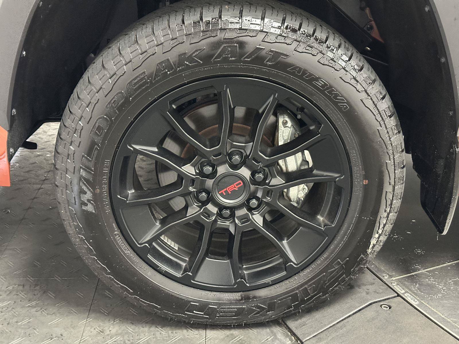 Used 2025 Toyota Tundra Limited w/ TRD Off-Road Package AWD/4WD image 18