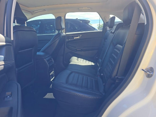 Used 2023 Ford Edge SEL w/ Convenience Package AWD/4WD image 10