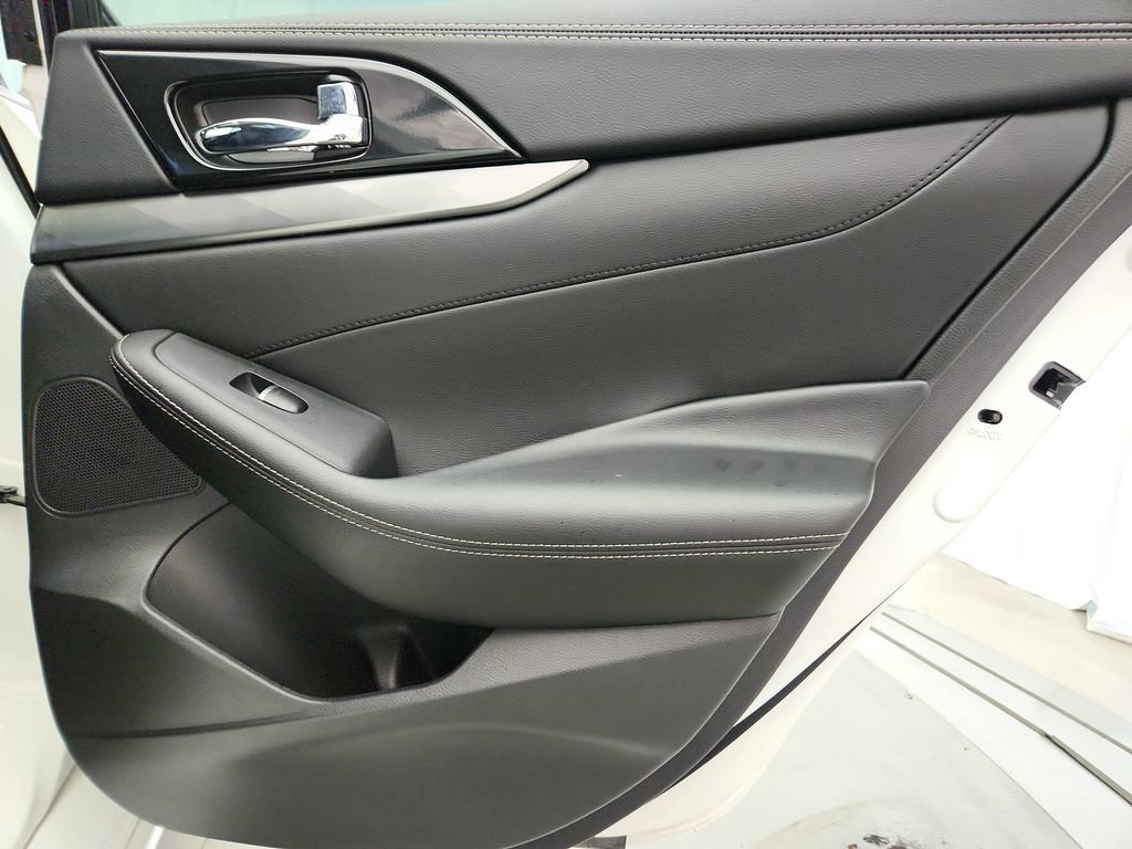 Used 2020 Nissan Maxima 3.5 SL FWD image 33