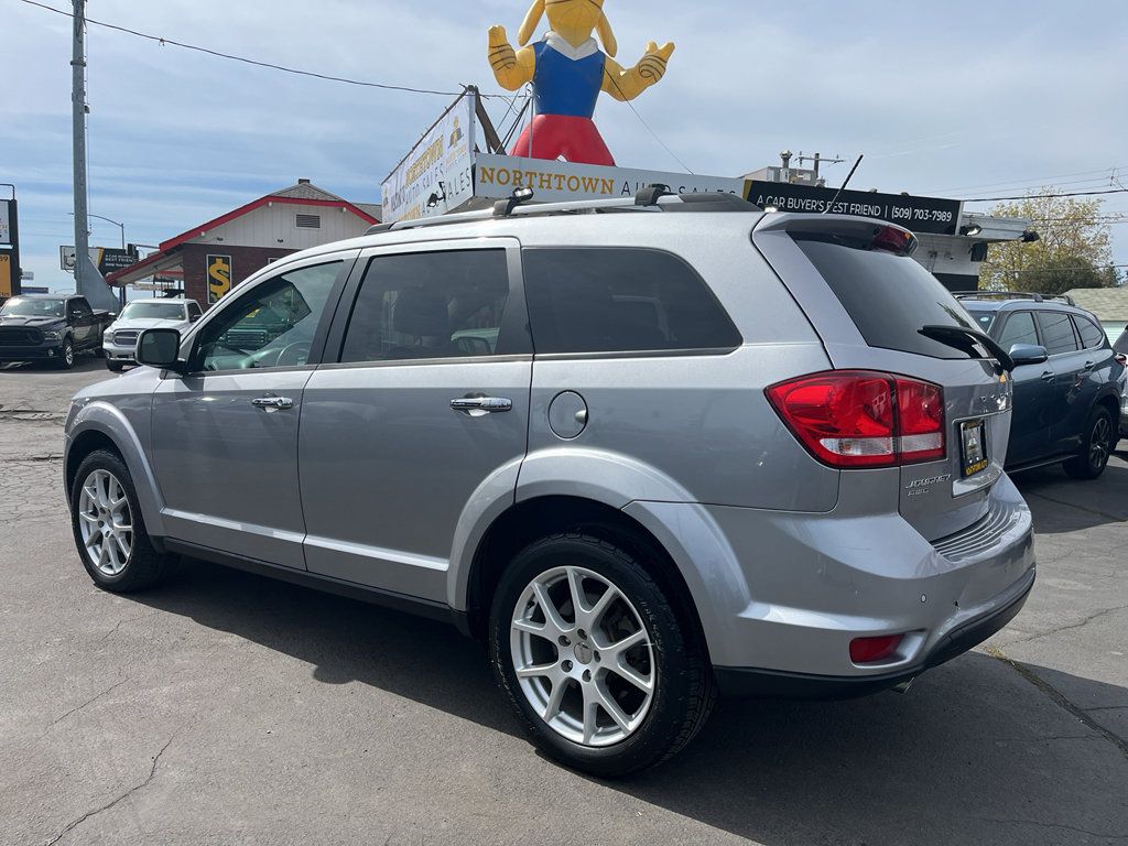 Used 2017 Dodge Journey GT w/ Flexible Seating Group AWD/4WD image 4