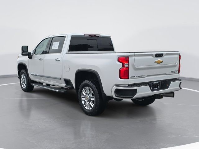 Used 2024 Chevrolet Silverado 2500 High Country w/ High Country Premium Package image 5