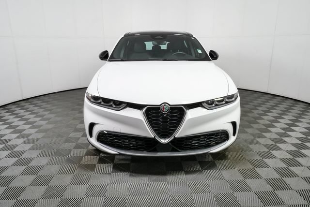 Used 2024 Alfa Romeo Tonale Ti AWD/4WD image 36