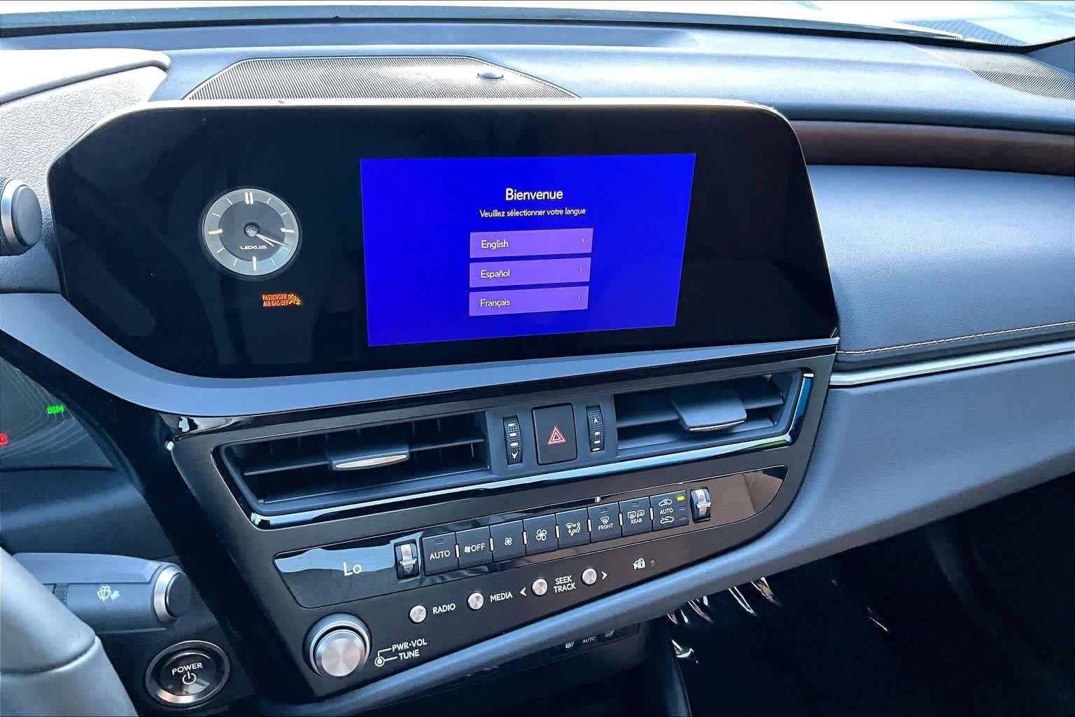 Used 2024 Lexus ES 300h w/ Premium Package FWD image 34