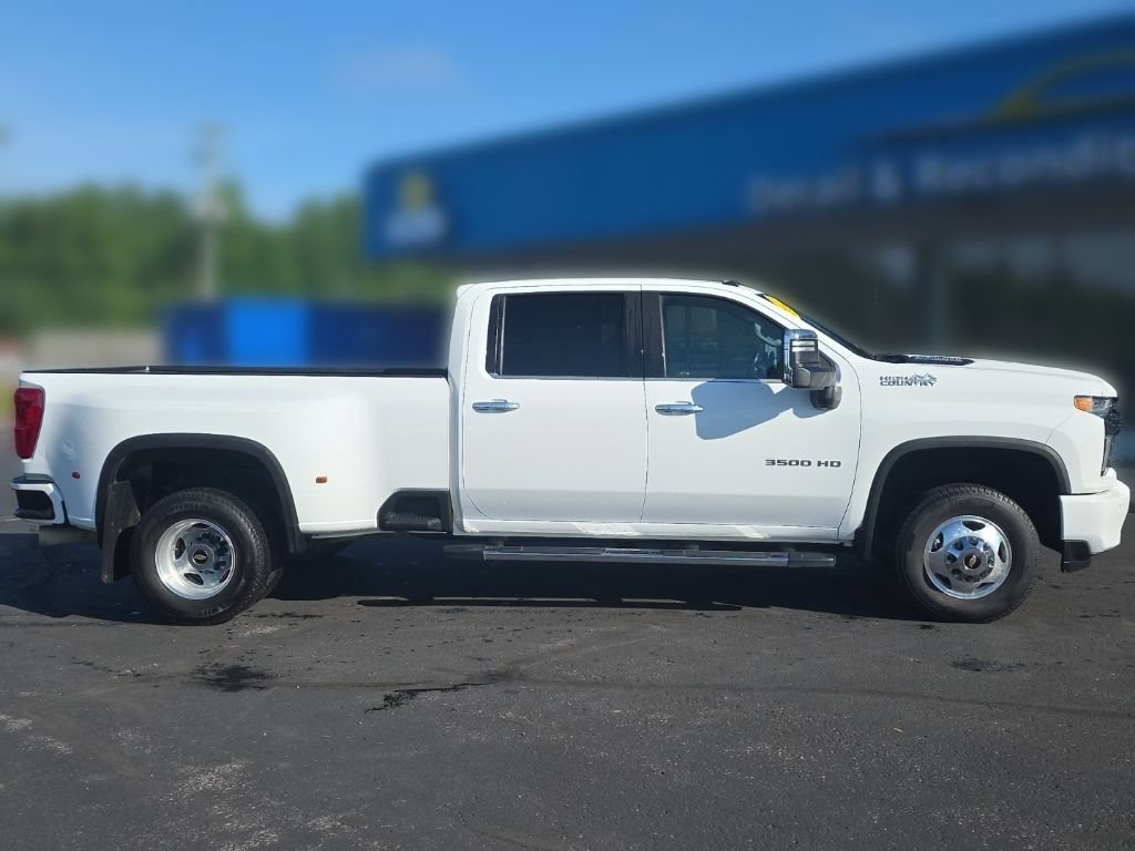 Used 2022 Chevrolet Silverado 3500 High Country AWD/4WD image 9