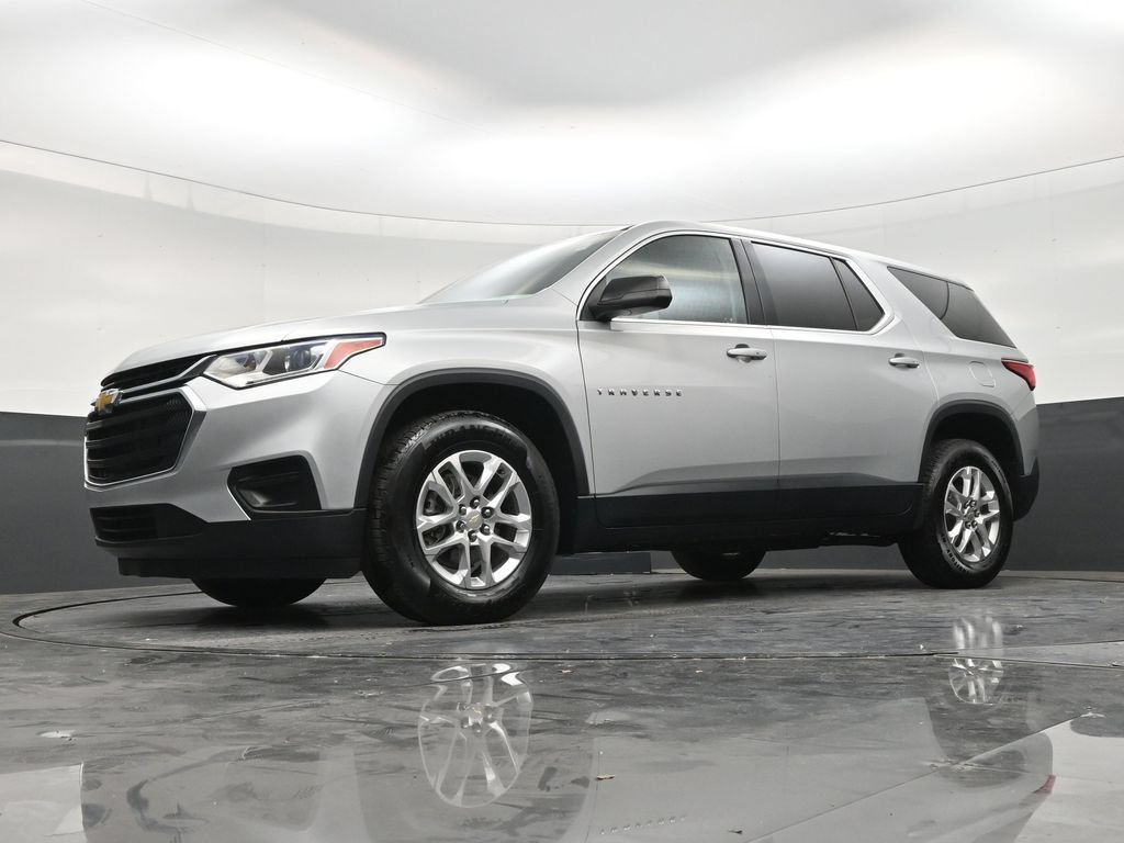 Used 2021 Chevrolet Traverse LS FWD image 19