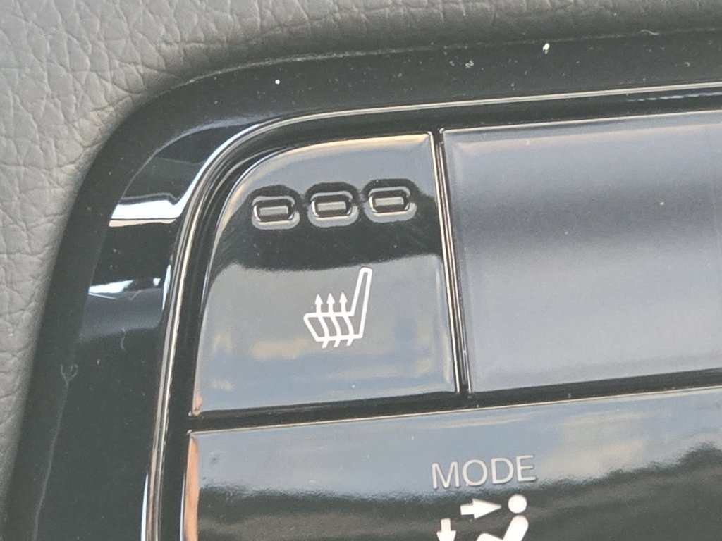 New 2025 Honda Pilot Touring image 8