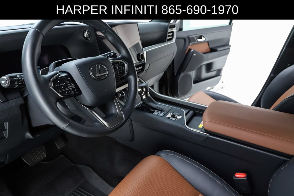Used 2024 Lexus GX 550 w/ Accessory Package (2T) AWD/4WD image 59