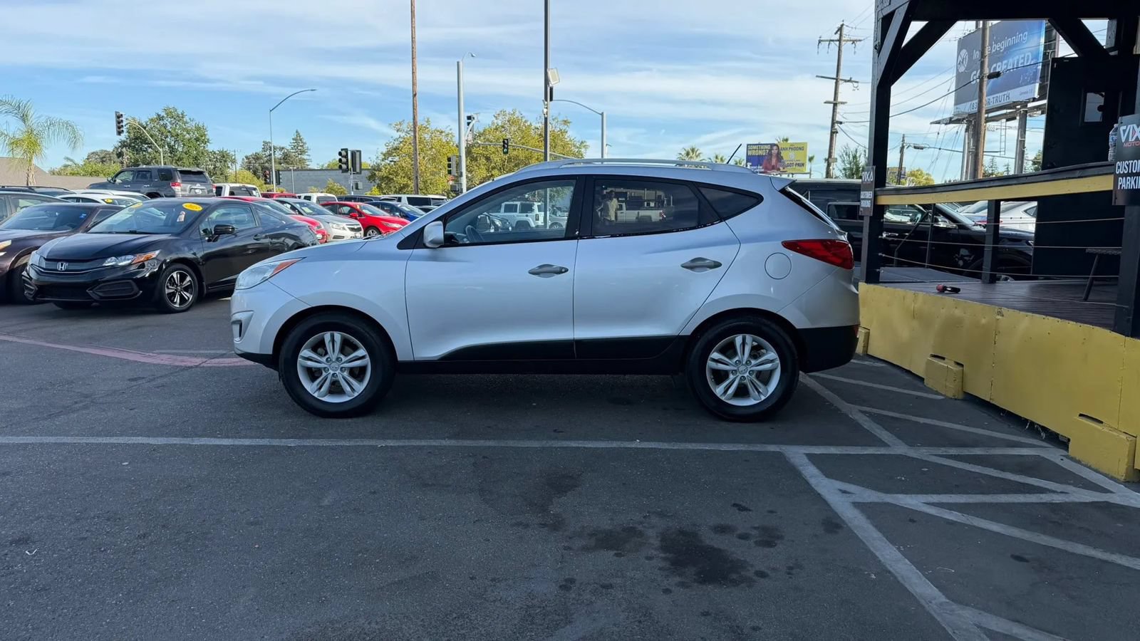 Used 2010 Hyundai Tucson GLS w/ Popular Equipment Pkg 2 FWD image 8